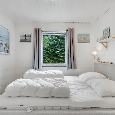 Wunderschönes Haus In Væggerløse Mit