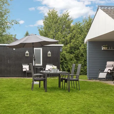 Ferienhaus Wunderschönes Haus In Væggerløse Mit